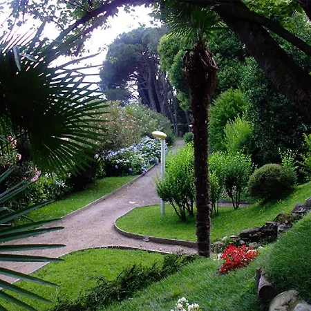 アパート Gardenia